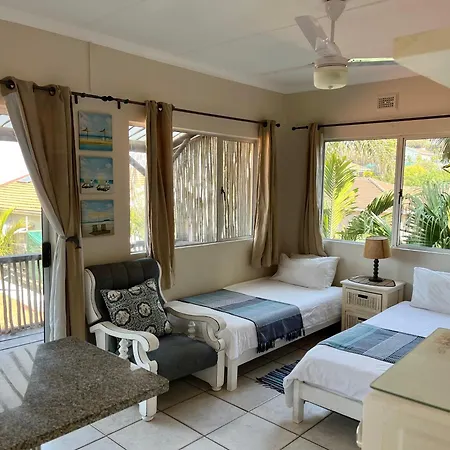 Ansteys Beach Self Catering Apartments Durban Exterior foto