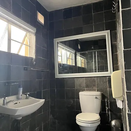 Ansteys Beach Self Catering Apartments Durban Exterior foto