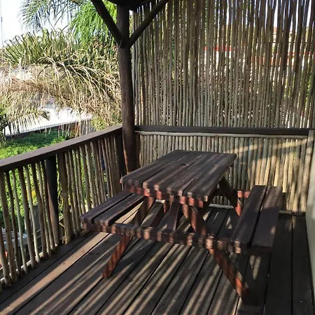 Ansteys Beach Self Catering Apartments Durban Exterior foto