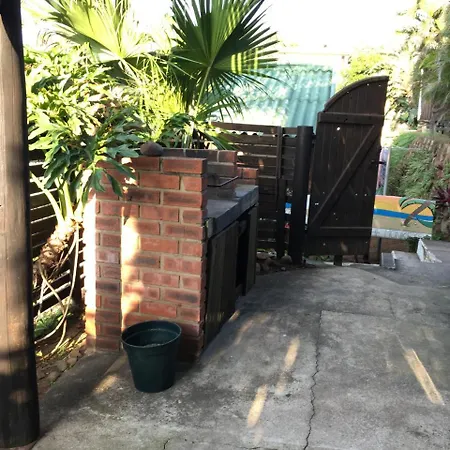 Ansteys Beach Self Catering Apartments Durban Exterior foto
