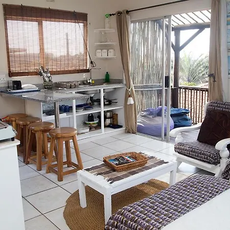 Ansteys Beach Self Catering Apartments Durban Exterior foto