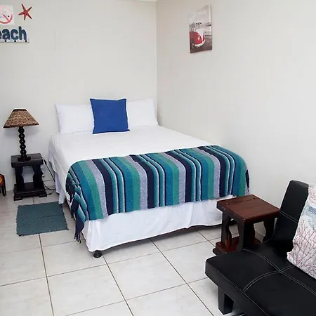 Ansteys Beach Self Catering Apartments Durban Exterior foto