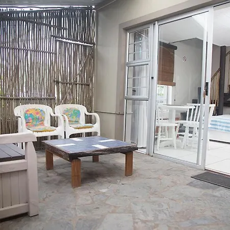 Ansteys Beach Self Catering Apartments Durban Exterior foto