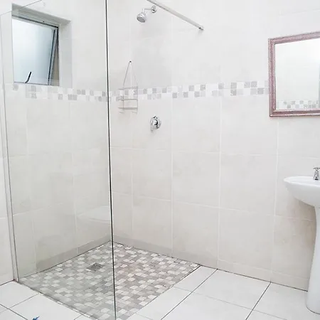 Ansteys Beach Self Catering Apartments Durban Exterior foto