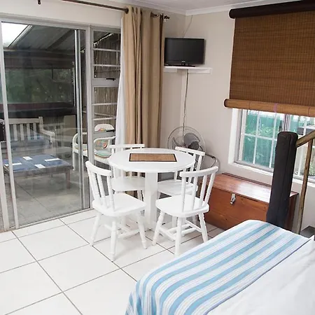Ansteys Beach Self Catering Apartments Durban Exterior foto
