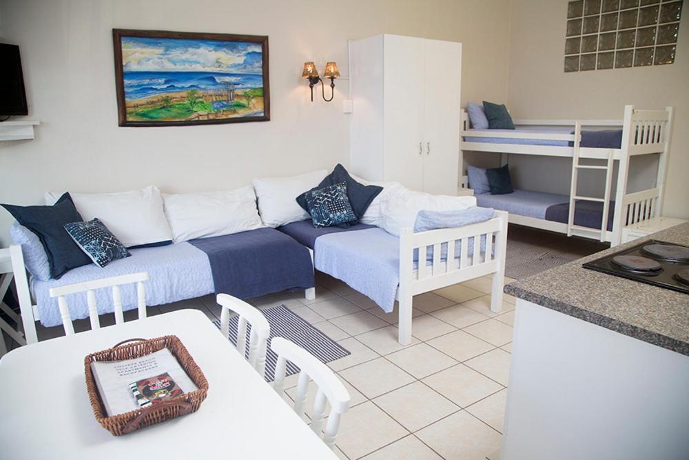 Ansteys Self Catering Apartment Durban