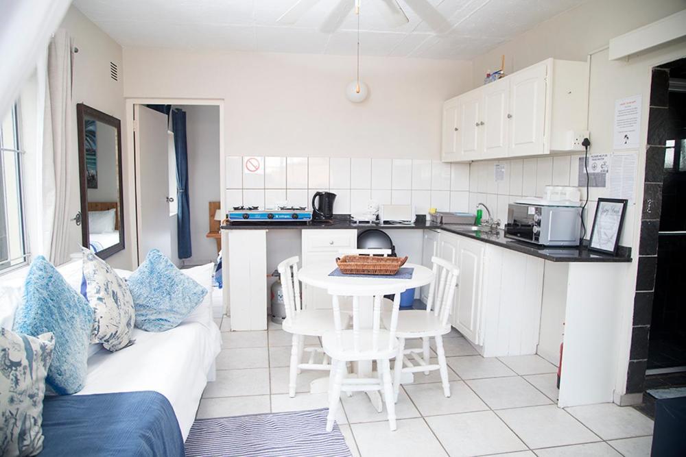 Ansteys Self Catering *