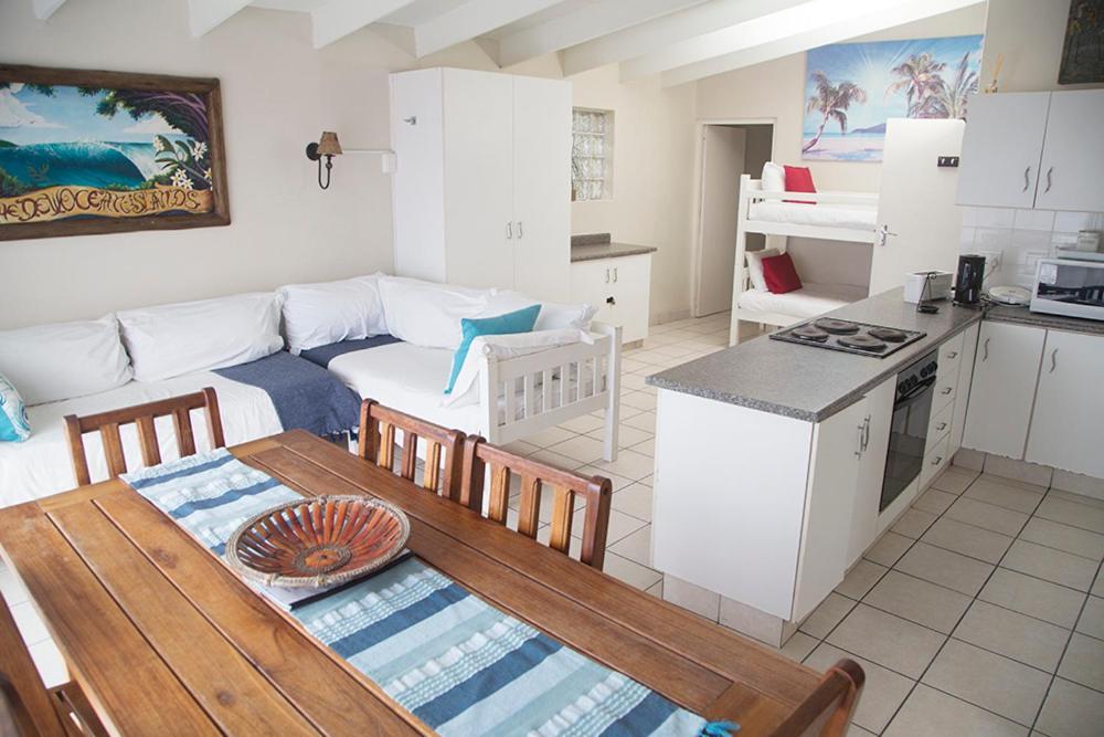 Apartment Ansteys Self Catering Durban