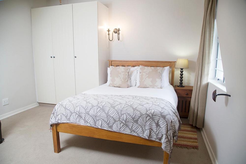 Ansteys Self Catering *